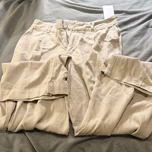 A new day trouser
Size 6
Never been worn